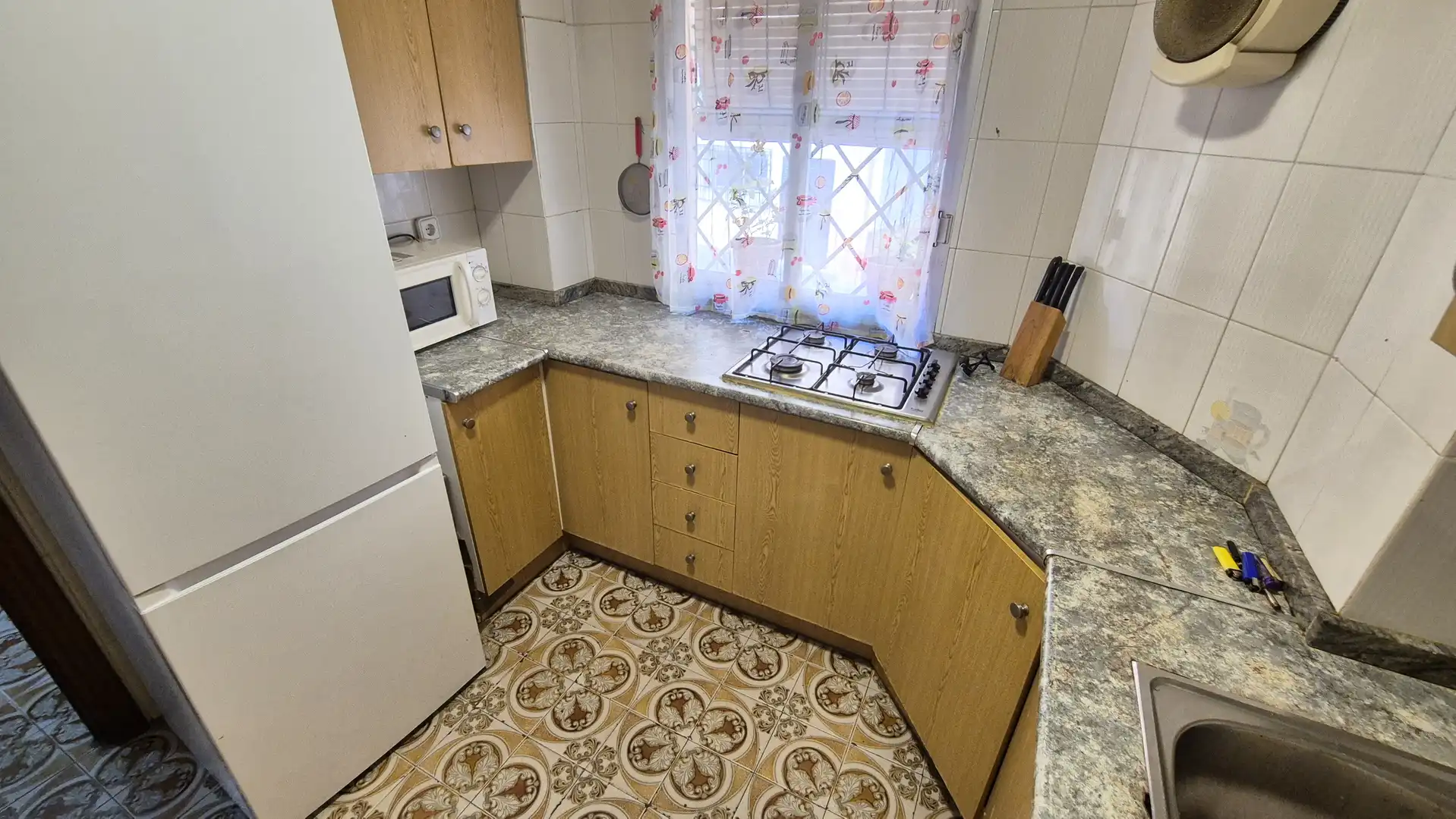 Cuina de Pis en venda en Benidorm amb Calefacció, Moblat i Balcó