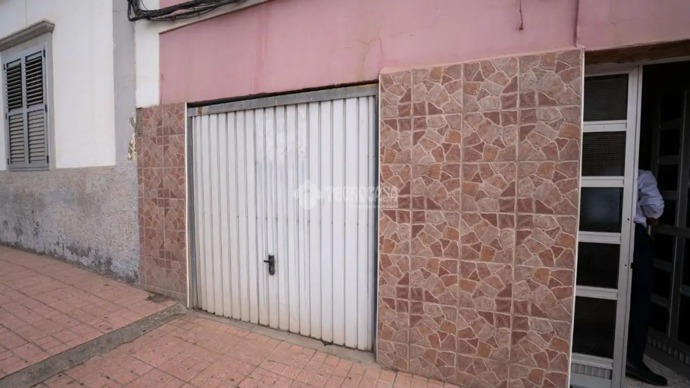 Aparcament de Pis en venda en Telde amb Terrassa i Moblat