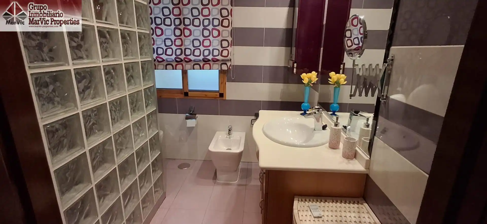 Bany de Casa o xalet en venda en Benidorm amb Aire condicionat, Jardí privat i Terrassa