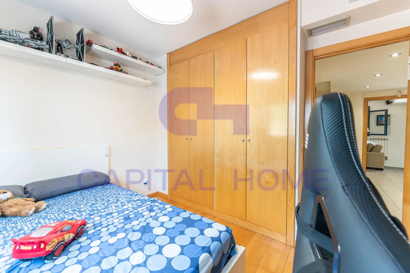 Habitación de Casa adosada en venta en Navalcarnero con Aire acondicionado, Calefacción y Jardín privado