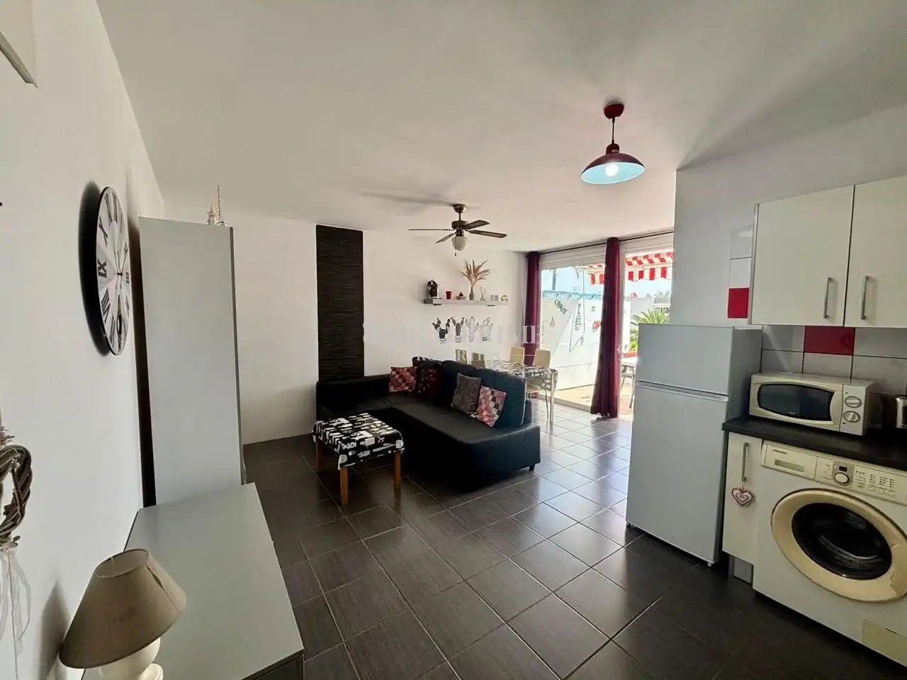 Flat for rent in Calle Ten-bel, Costa del Silencio