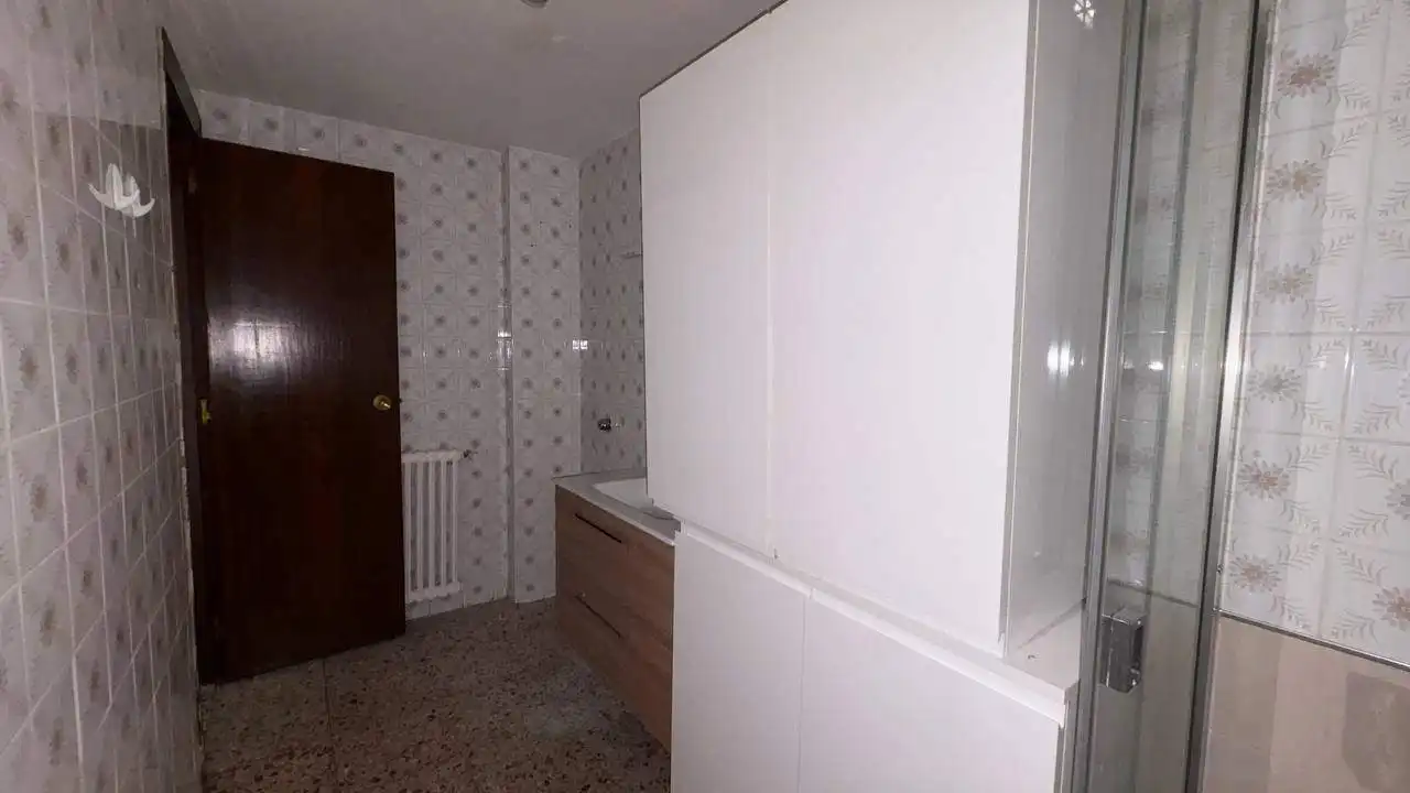 Baño de Piso en venta en León Capital  con Terraza