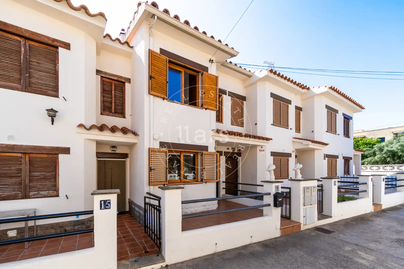 Terraced house with terrace for sale in Passatge Monestir de Poblet 17