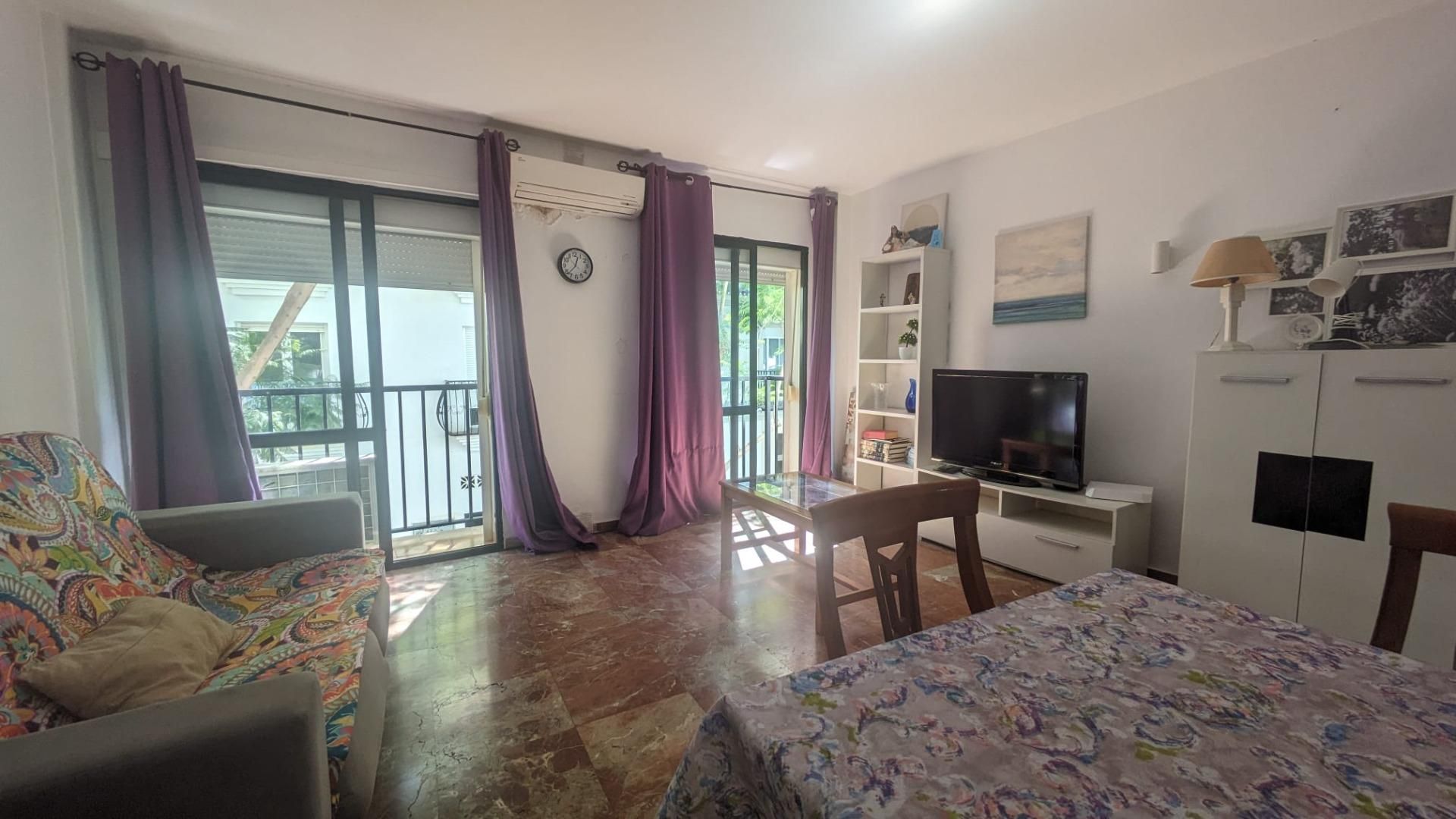 Vista exterior de Apartamento de alquiler en Fuengirola con Aire acondicionado, Calefacción y Terraza