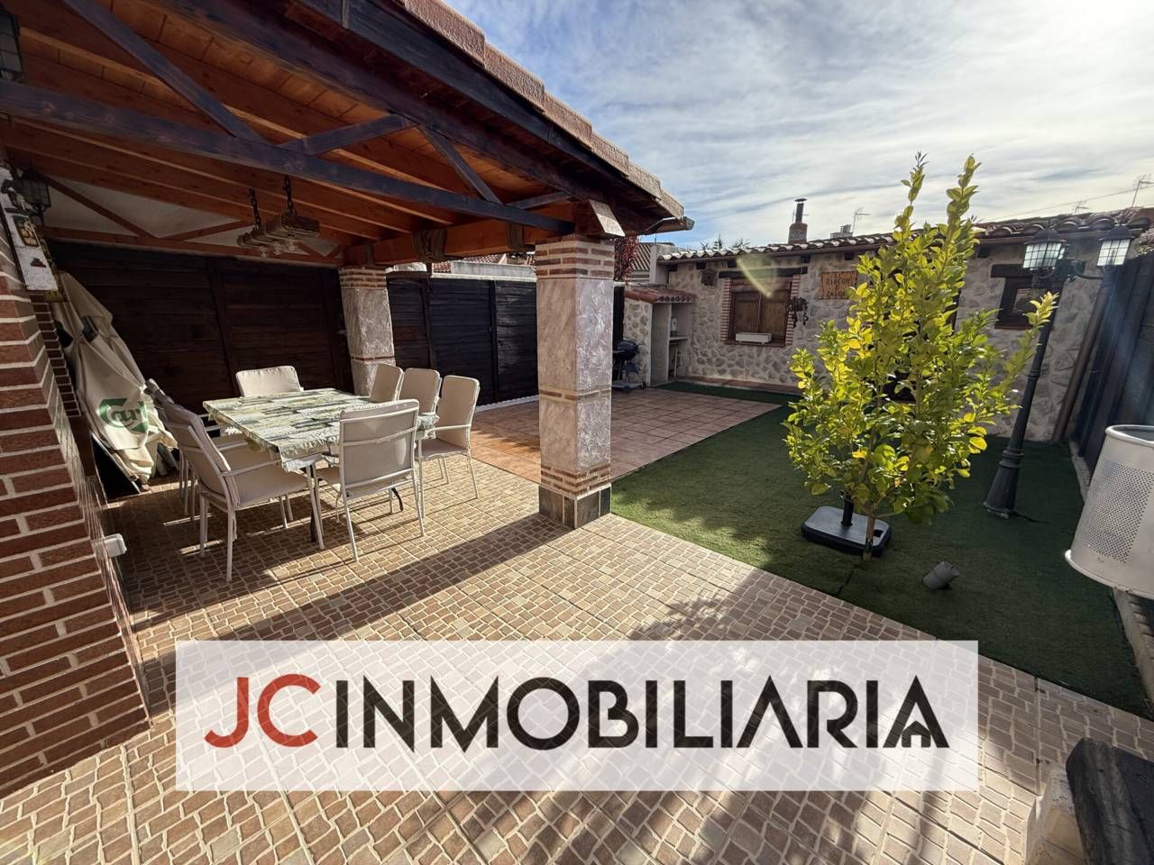Terrace of House or chalet for sale in Cigales  with Air Conditioner, Heating and Private garden