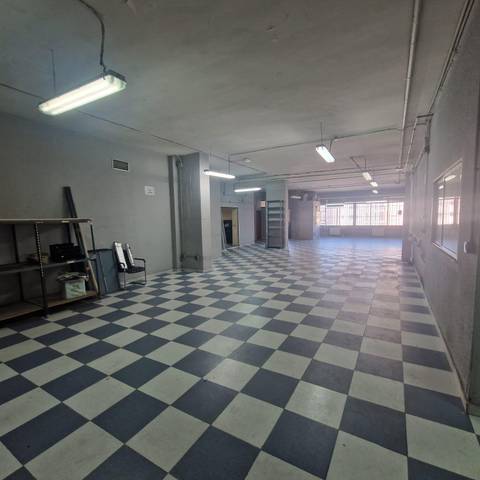 Local comercial en Venta en Simancas