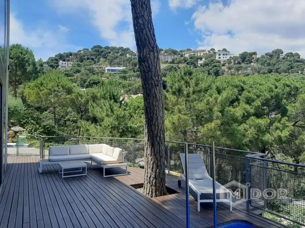 Terrassa de Casa o xalet en venda en Sant Feliu de Guíxols amb Aire condicionat, Calefacció i Jardí privat