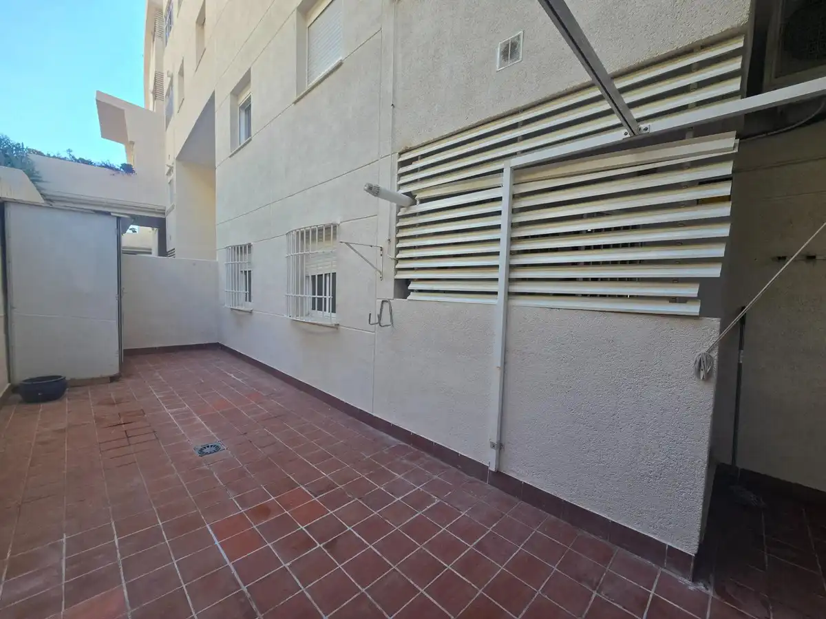 Terrassa de Apartament en venda en Benalmádena amb Aire condicionat, Calefacció i Jardí privat