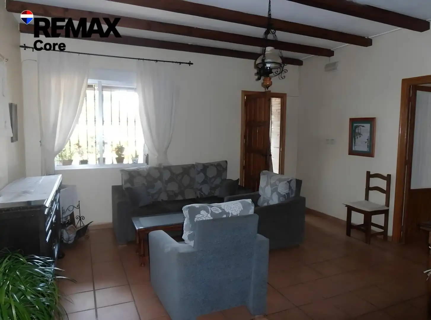 Sala d'estar de Casa o xalet en venda en Puebla de Obando amb Aire condicionat, Calefacció i Jardí privat