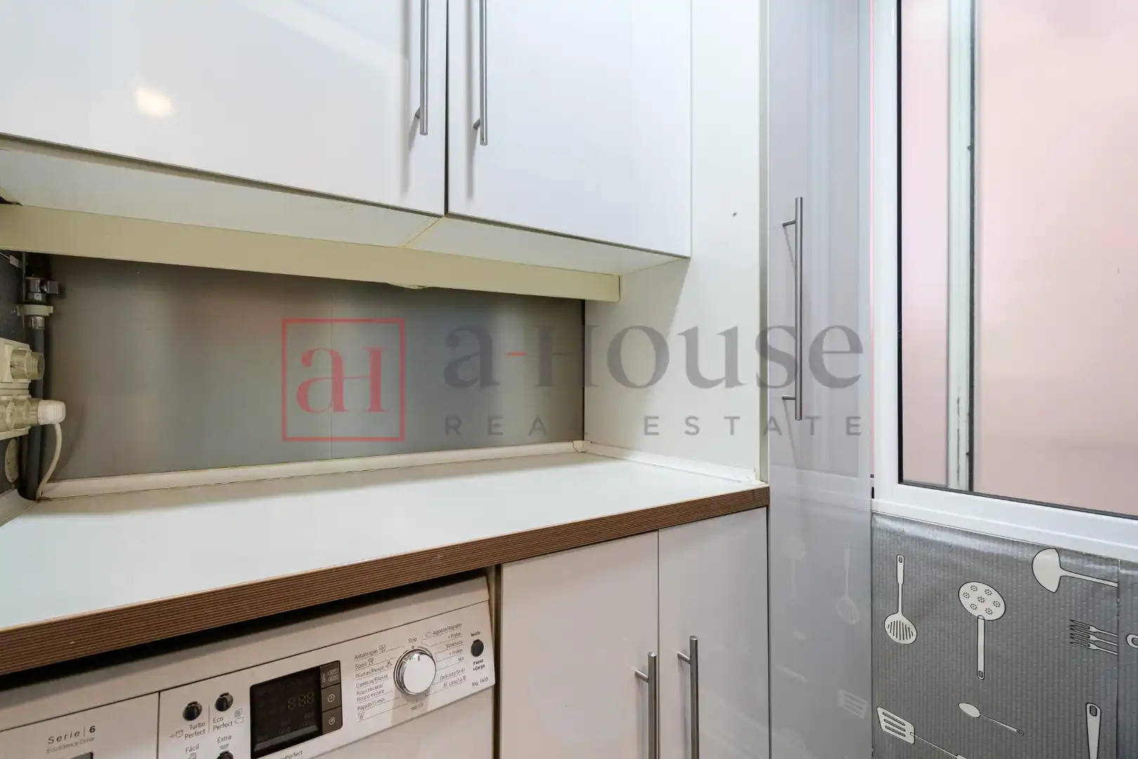 Piso con balcón en venta en Avenida de Josep Tarradellas, imagen 12