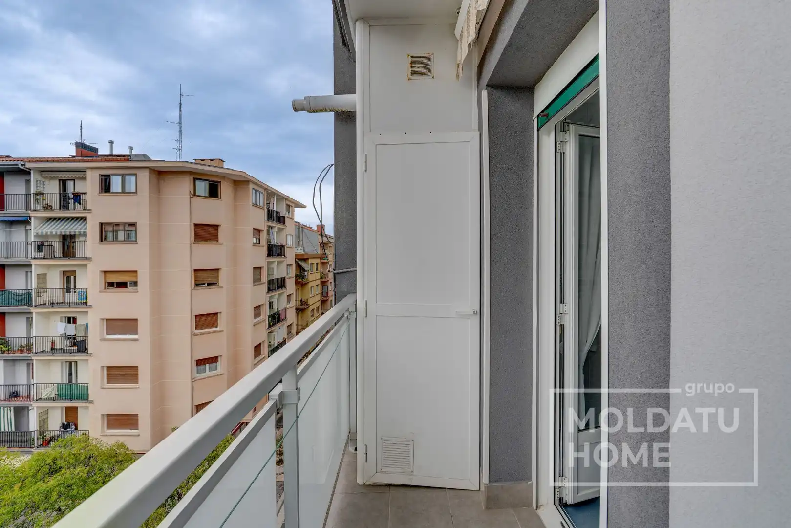 Terraza de Piso en venta en Irun  con Calefacción y Trastero