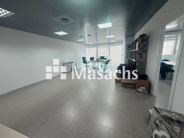Oficina de lloguer a Sud