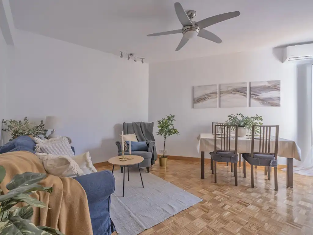 Sala d'estar de Apartament en venda en  Madrid Capital amb Aire condicionat, Terrassa i Forn