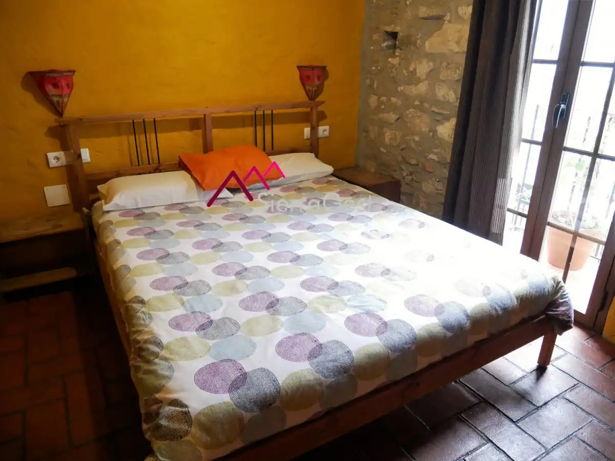 Habitación de Edificio en venta en Ubrique