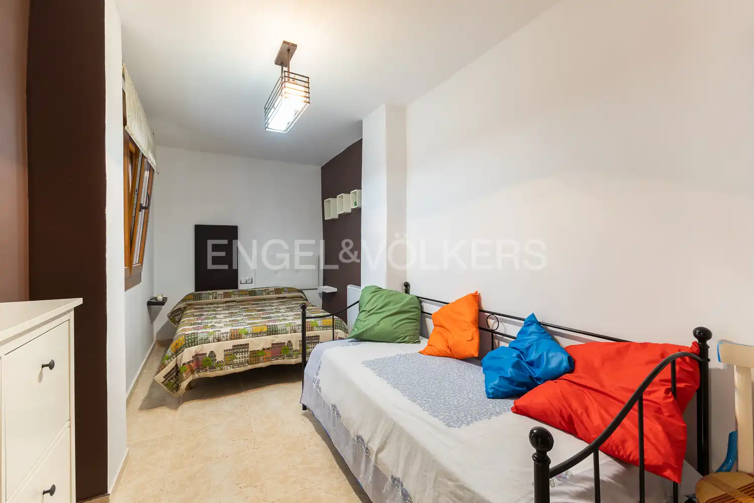 Apartamento en venta en Requena con Aire acondicionado y Calefacción