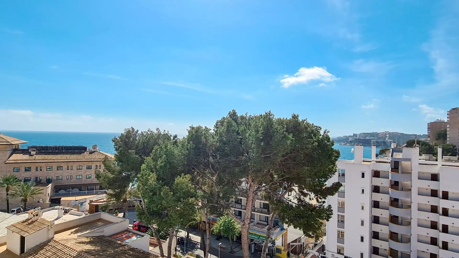 Exterior view of Attic for rent in  Palma de Mallorca  with Air Conditioner, Heating and Furnished