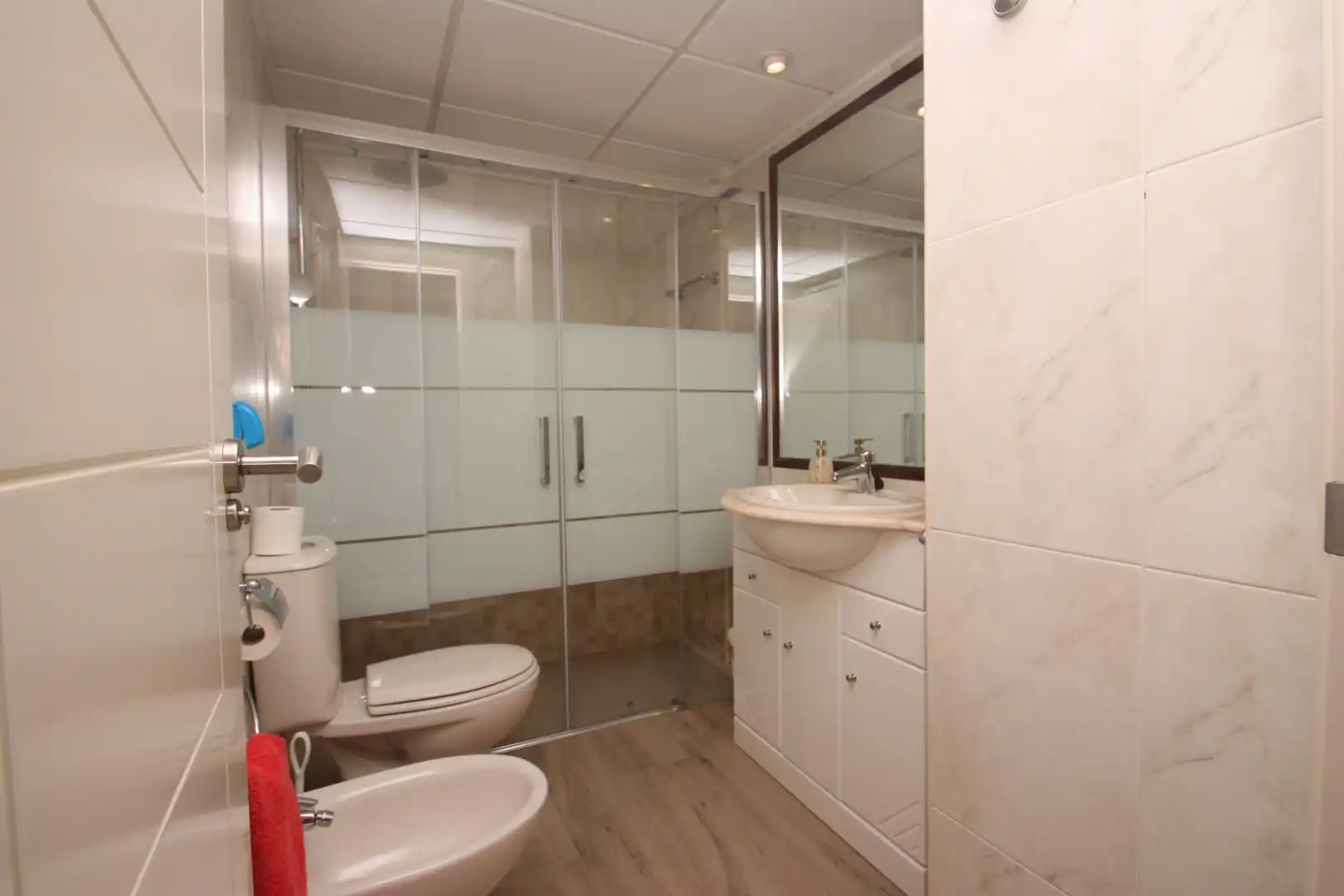 Bathroom of Apartments for sale in Calpe / Calp  with Air Conditioner, Terrace and Swimming Pool