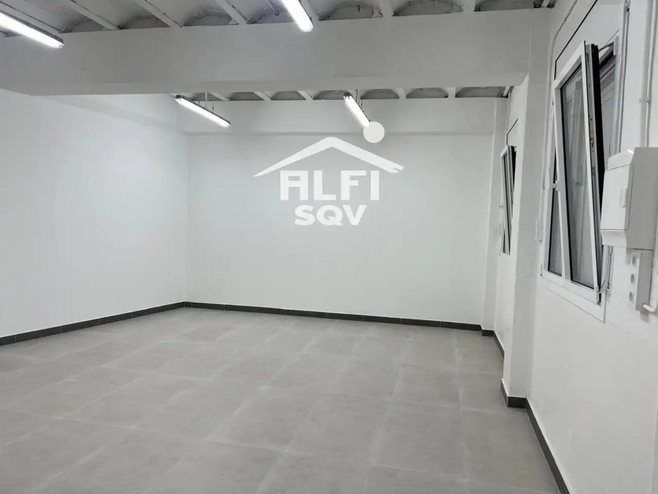 Local comercial en alquiler en MONTSERRAT, imagen 3