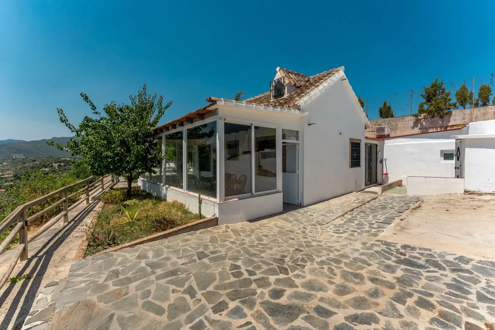 Vista exterior de Finca rústica en venta en Monda con Aire acondicionado y Piscina