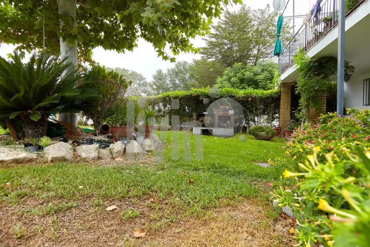 Jardí de Casa o xalet en venda en Jaén amb Traster