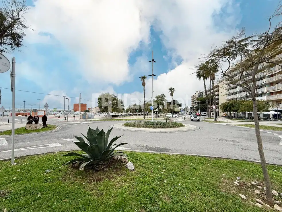 Exterior view of Industrial buildings for rent in Vilanova i la Geltrú