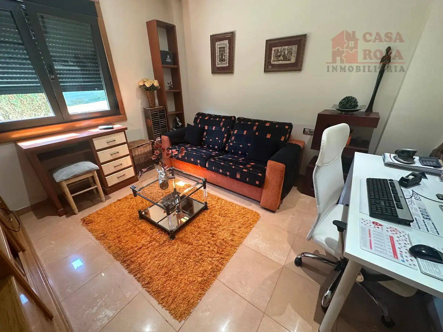 Sala d'estar de Casa o xalet en venda en Cangas  amb Calefacció, Terrassa i Traster