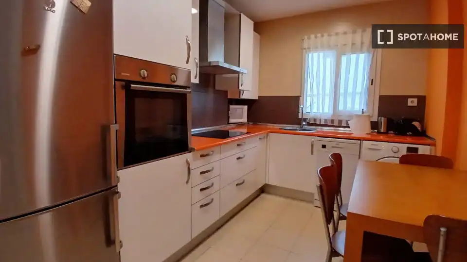 Room in Matiko - Ciudad Jardín