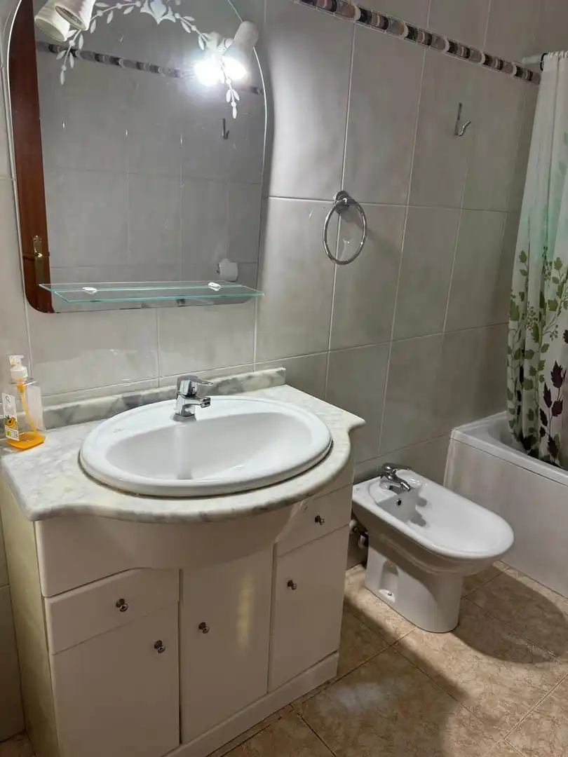 Baño de Apartamento en venta en Lleida con Aire acondicionado y Calefacción