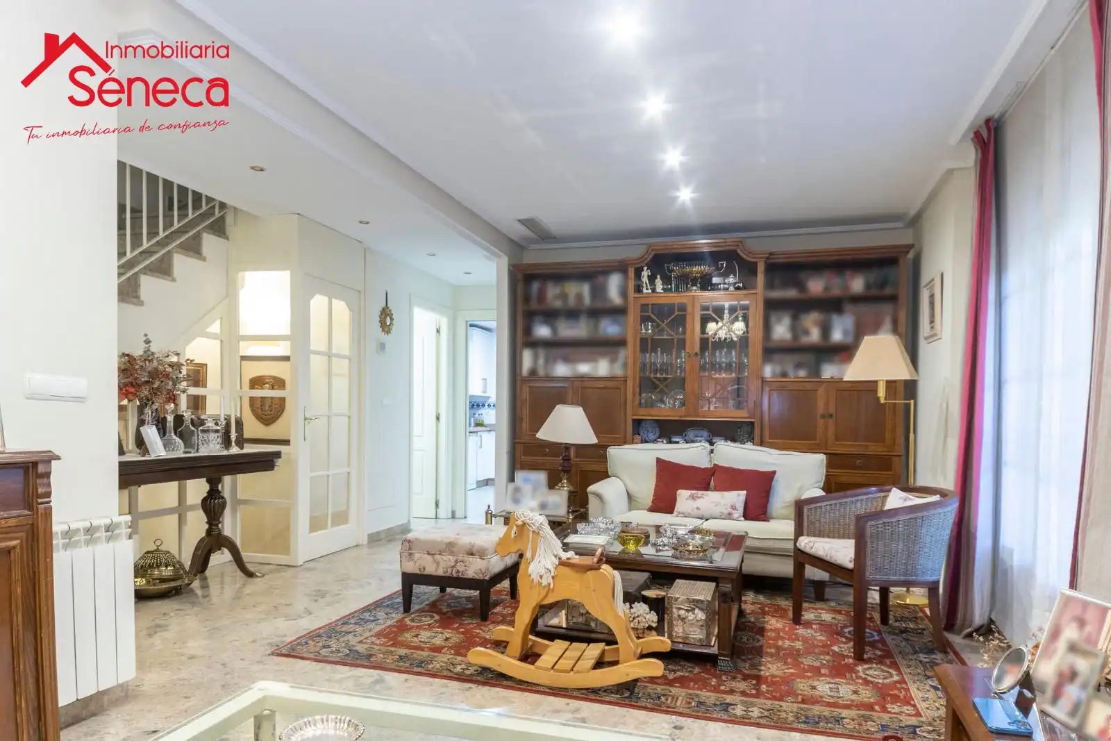 Sala de estar de Casa adosada en venta en Córdoba con Aire acondicionado, Calefacción y Jardín privado