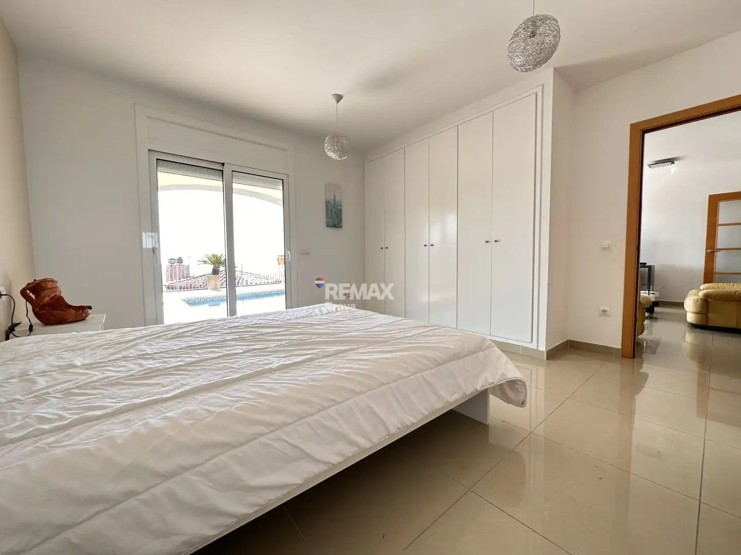 Dormitori de Casa o xalet en venda en Roses amb Aire condicionat, Jardí privat i Piscina