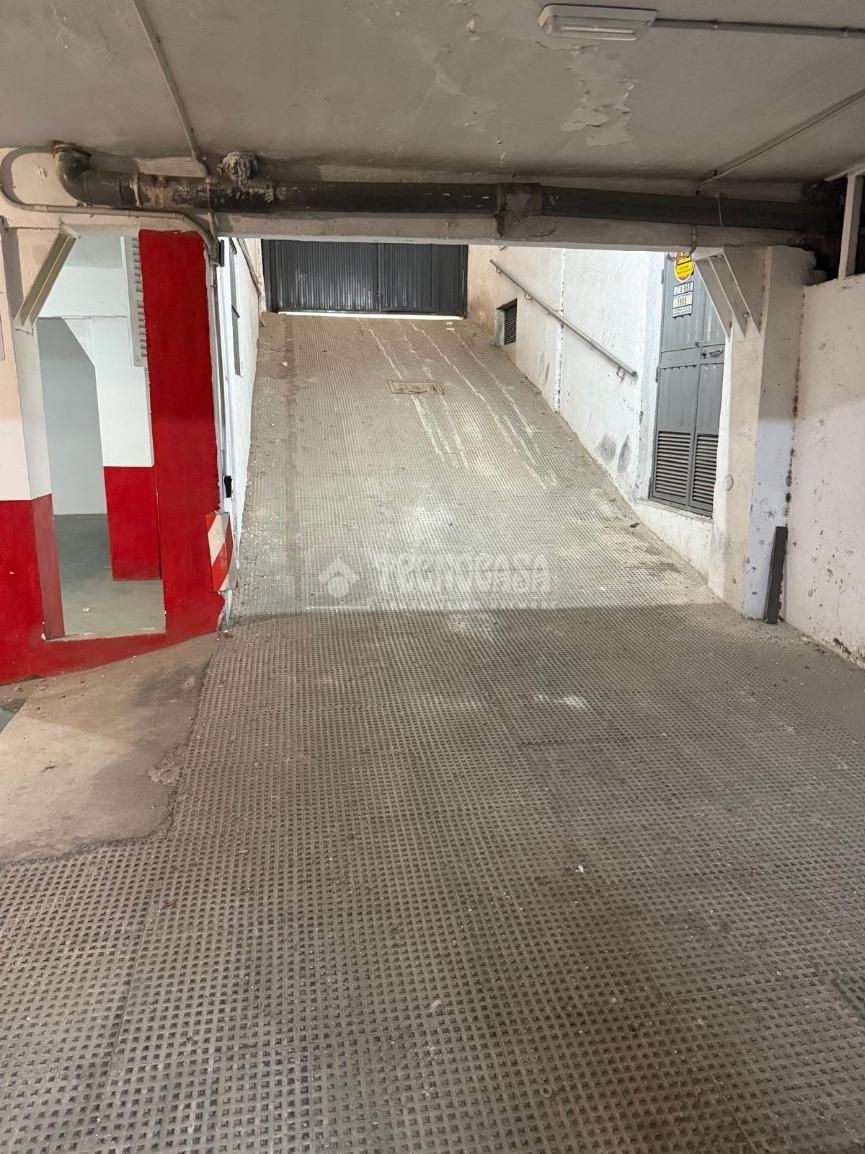 Garage for sale in  Almería Capital