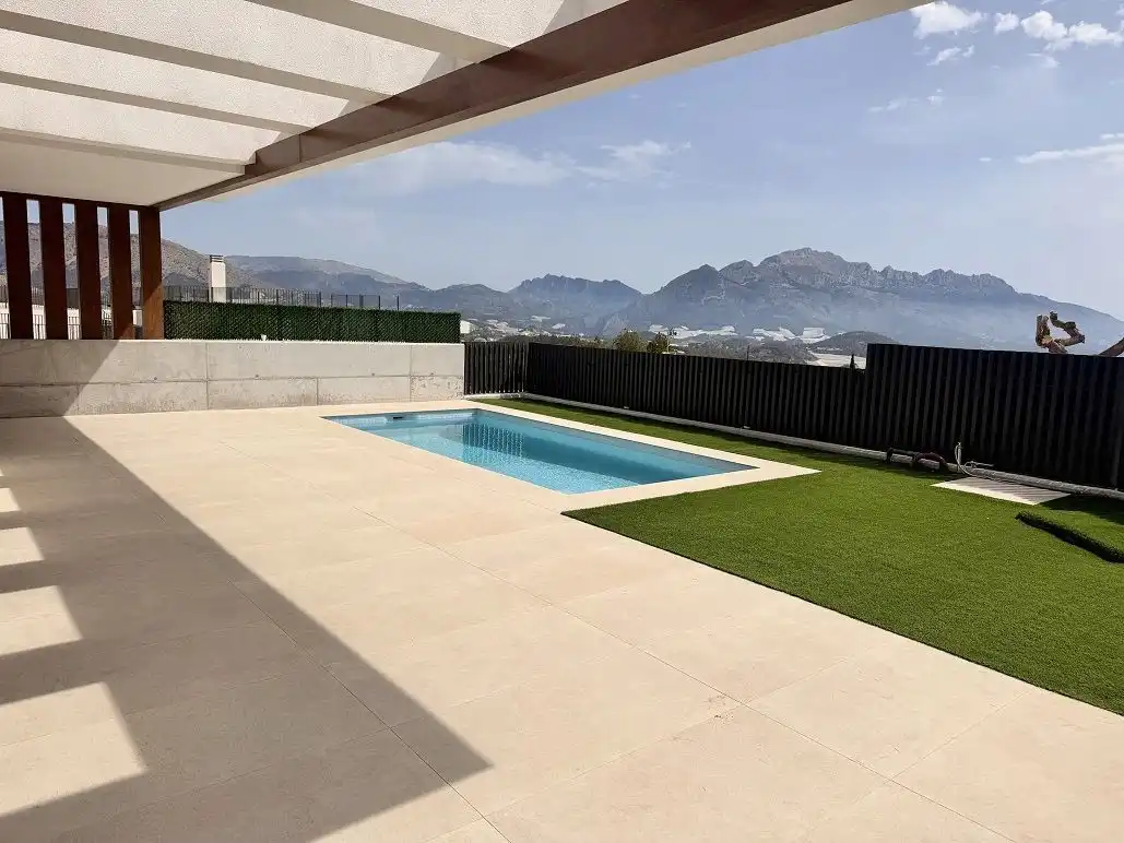 Terrasse von Haus oder Chalet zum Verkauf in Polop mit Klimaanlage, Heizung und Privatgarten
