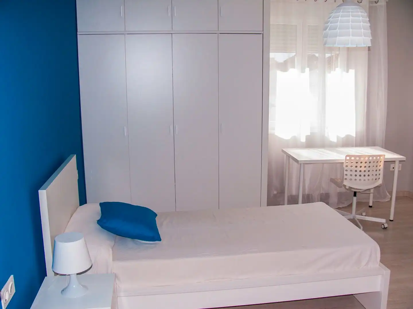 Bedroom of Flat for rent in Granada  with Heating, Furnished and Oven