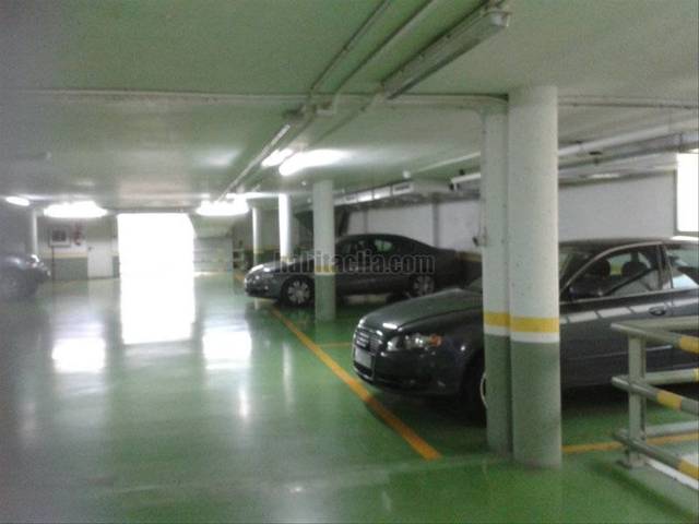 Garaje en Alquiler en N/A, -1 en Santa Coloma de Cervelló