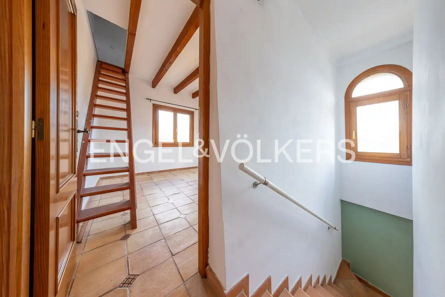 Houses for sale in Orba  with Air Conditioner, Heating and Private garden