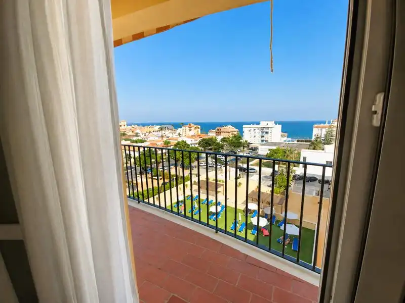 Flat with garden to rent in San Luis de Sabinillas