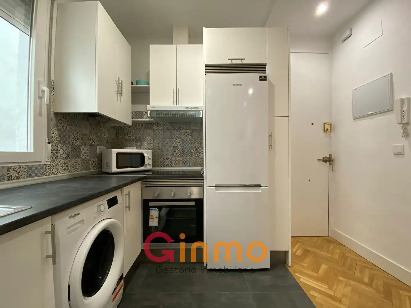 Küche von Wohnung zur Miete in Madrid mit Klimaanlage, Möbliert und Ofen
