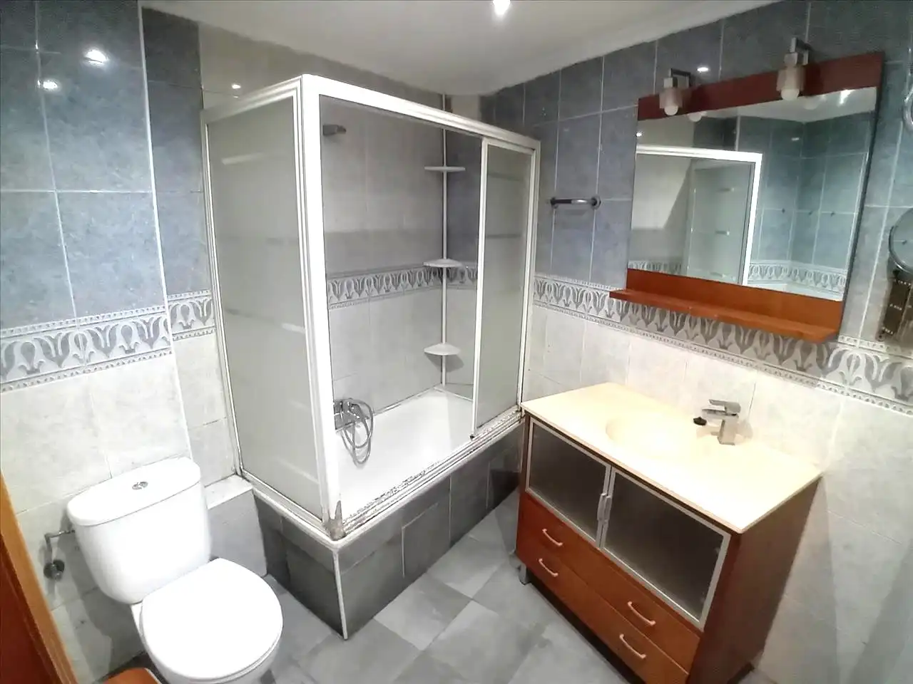 Baño de Piso en venta en Santoña con Calefacción y Parquet