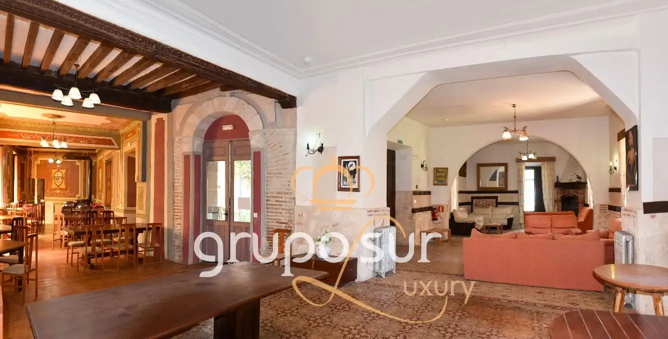 Dining room of Country homes for sale in Olmedo  with Heating, Private garden and Parquet flooring