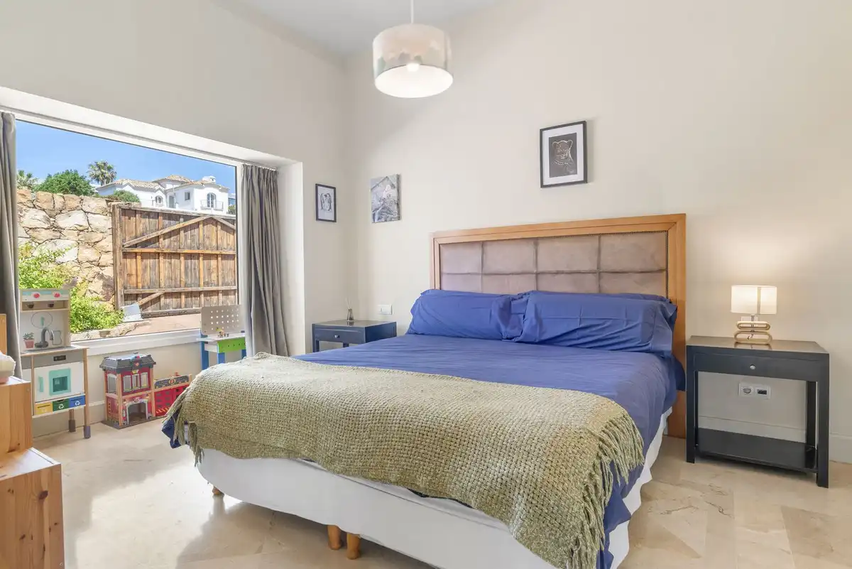 Habitación de Casa o chalet en venta en Manilva con Aire acondicionado, Jardín privado y Terraza