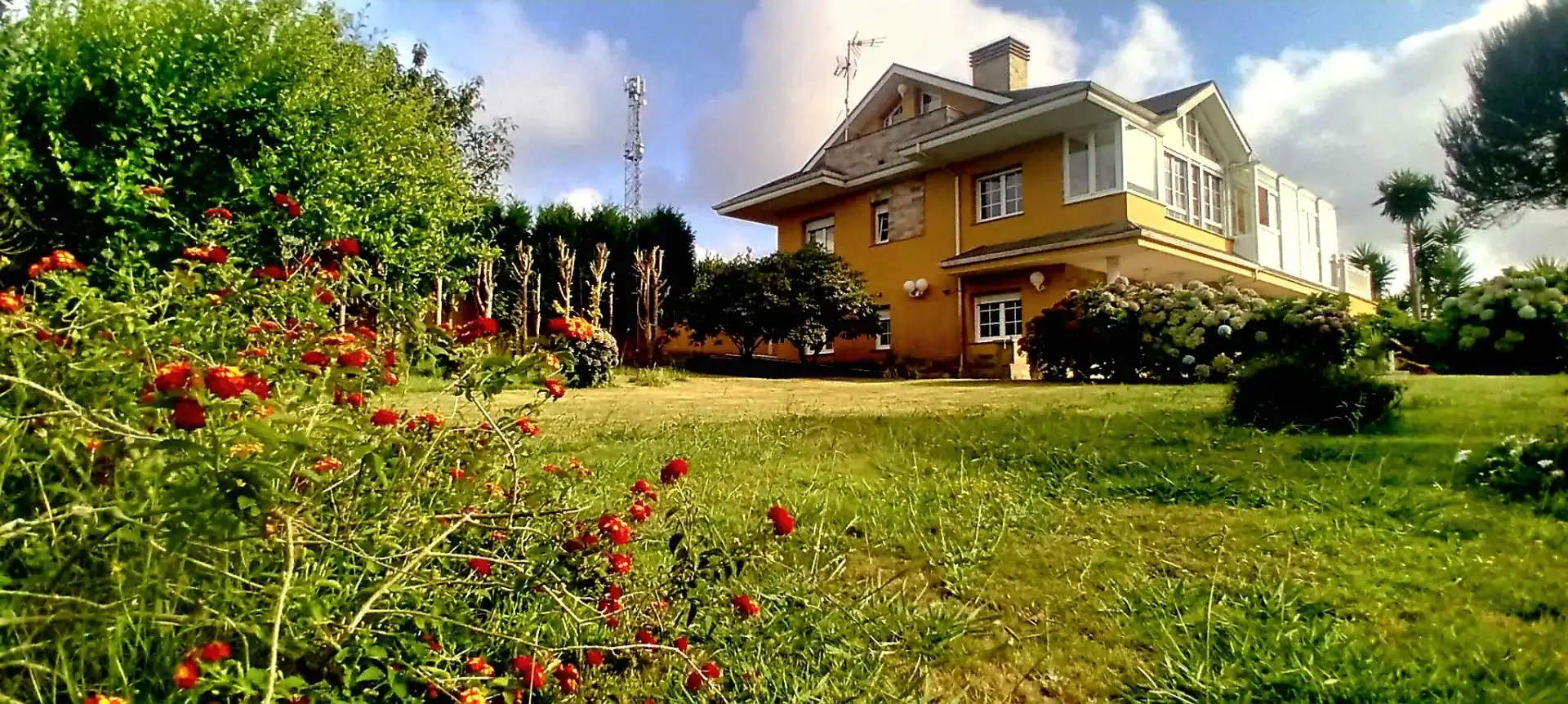 Jardín de Casa o chalet en venta en El Franco  con Calefacción, Jardín privado y Terraza