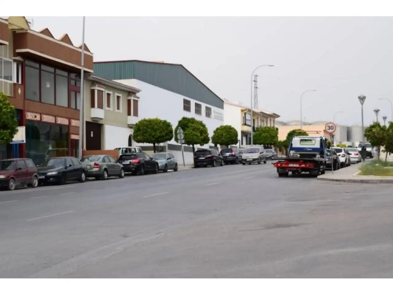 Locale commerciale in vendita a Baena