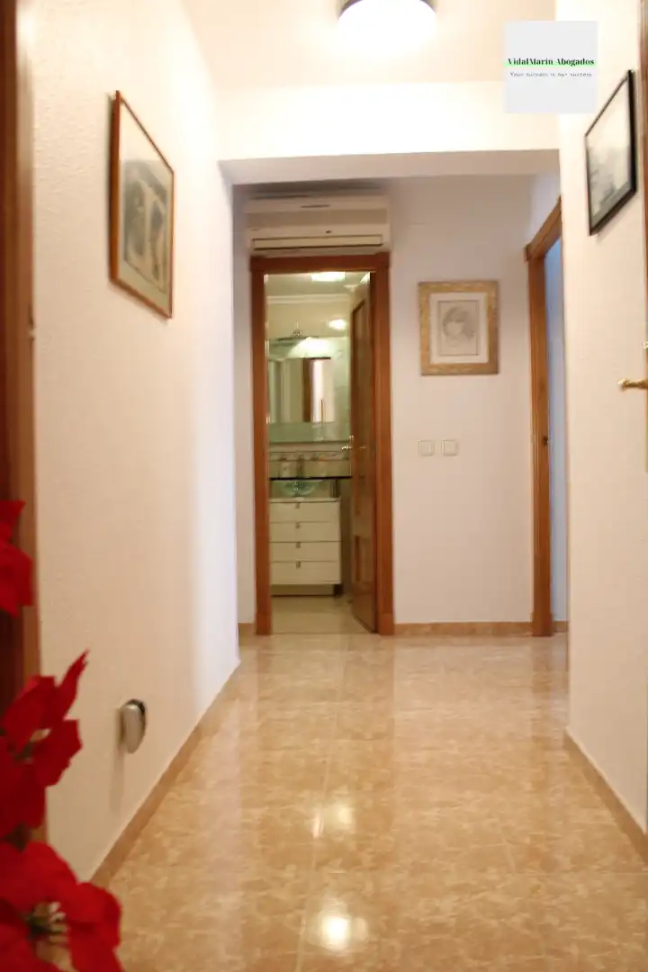 Piso en venta en Alicante / Alacant con Aire acondicionado, Calefacción y Trastero