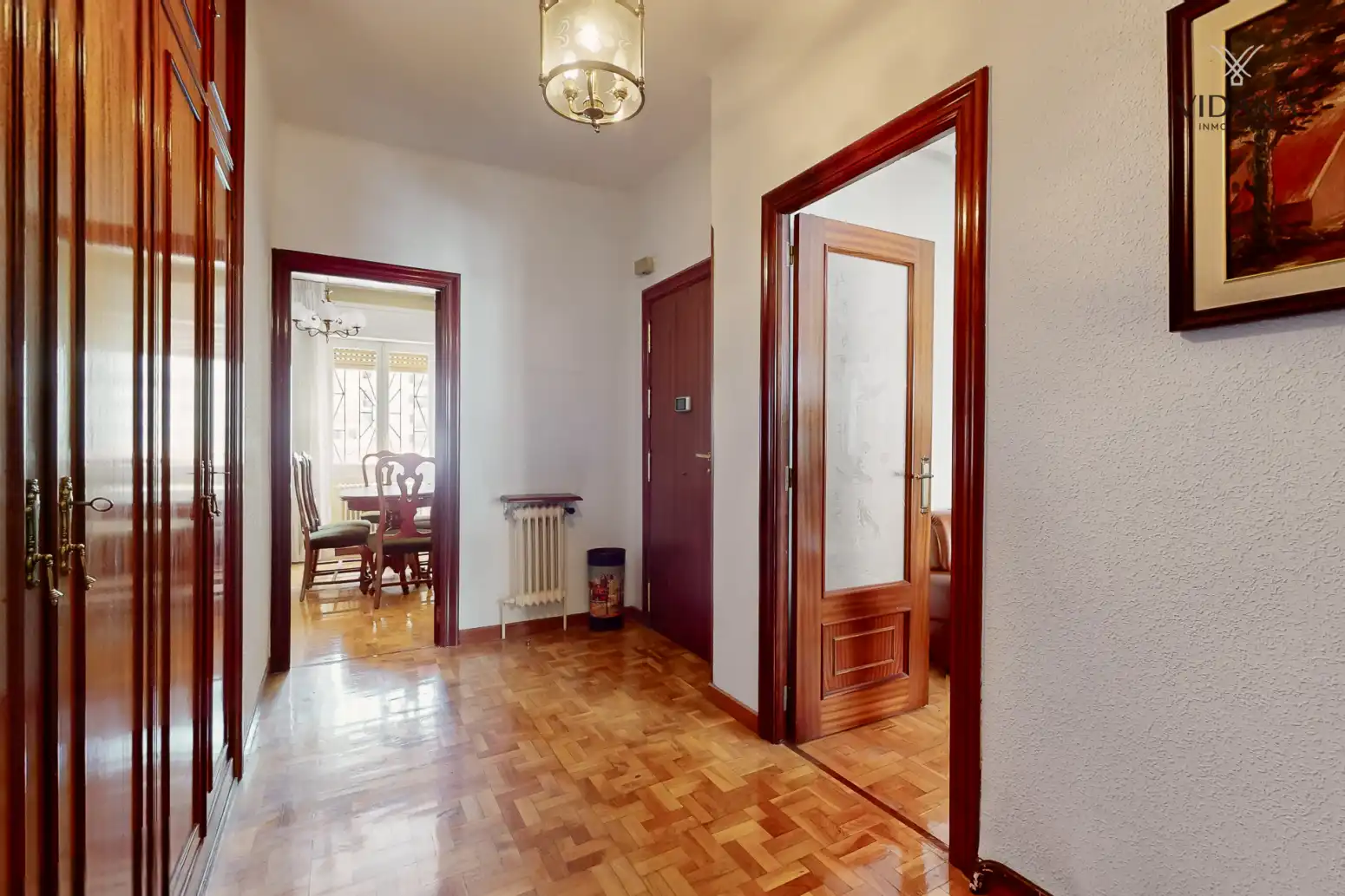 Piso en venta en  Pamplona / Iruña con Calefacción, Parquet y Terraza