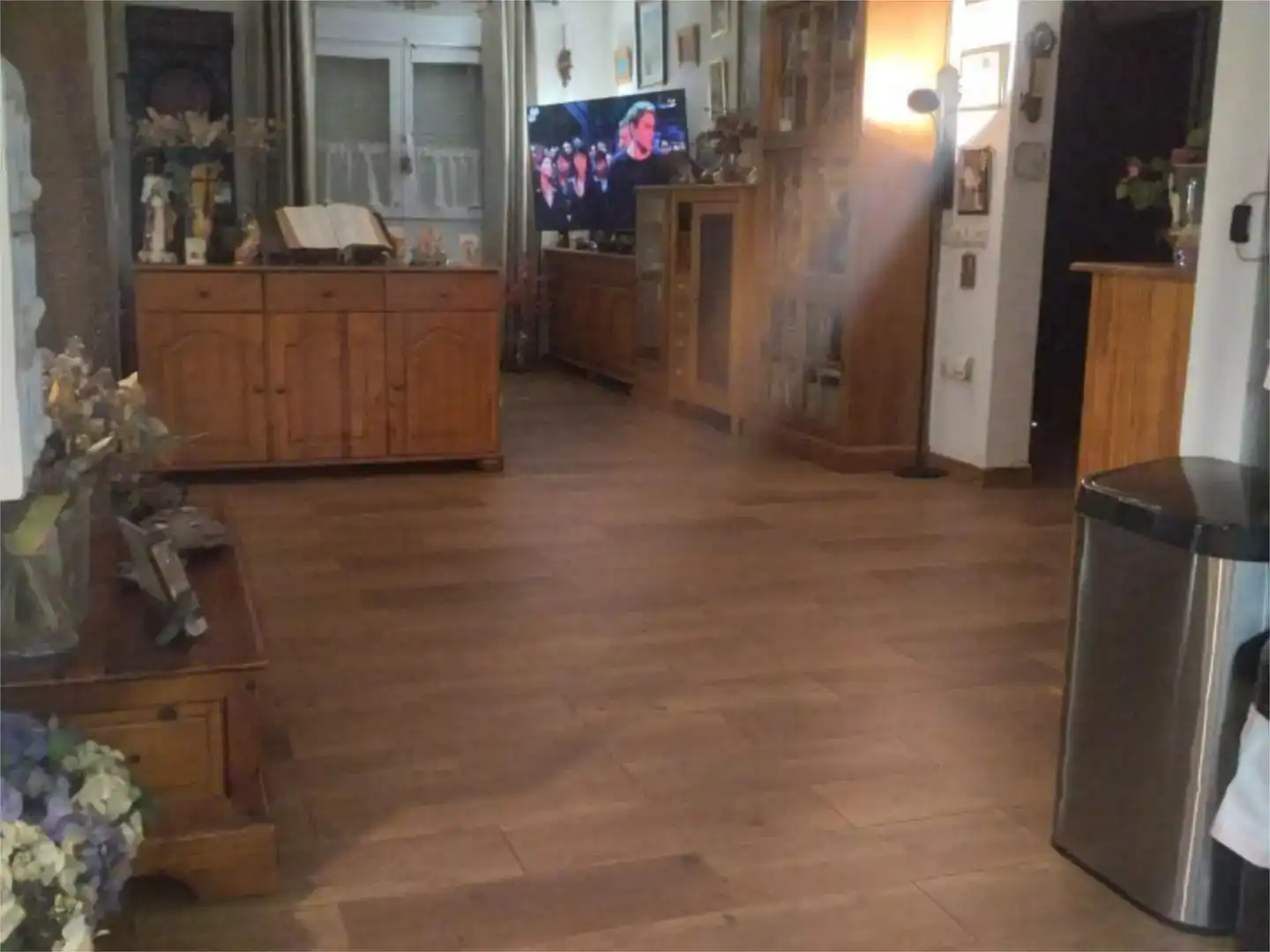 Flat for sale in Llombai  with Air Conditioner, Private garden and Storage room