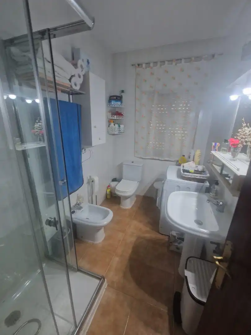 Baño de Casa o chalet en venta en Picón con Aire acondicionado, Piscina y Amueblado