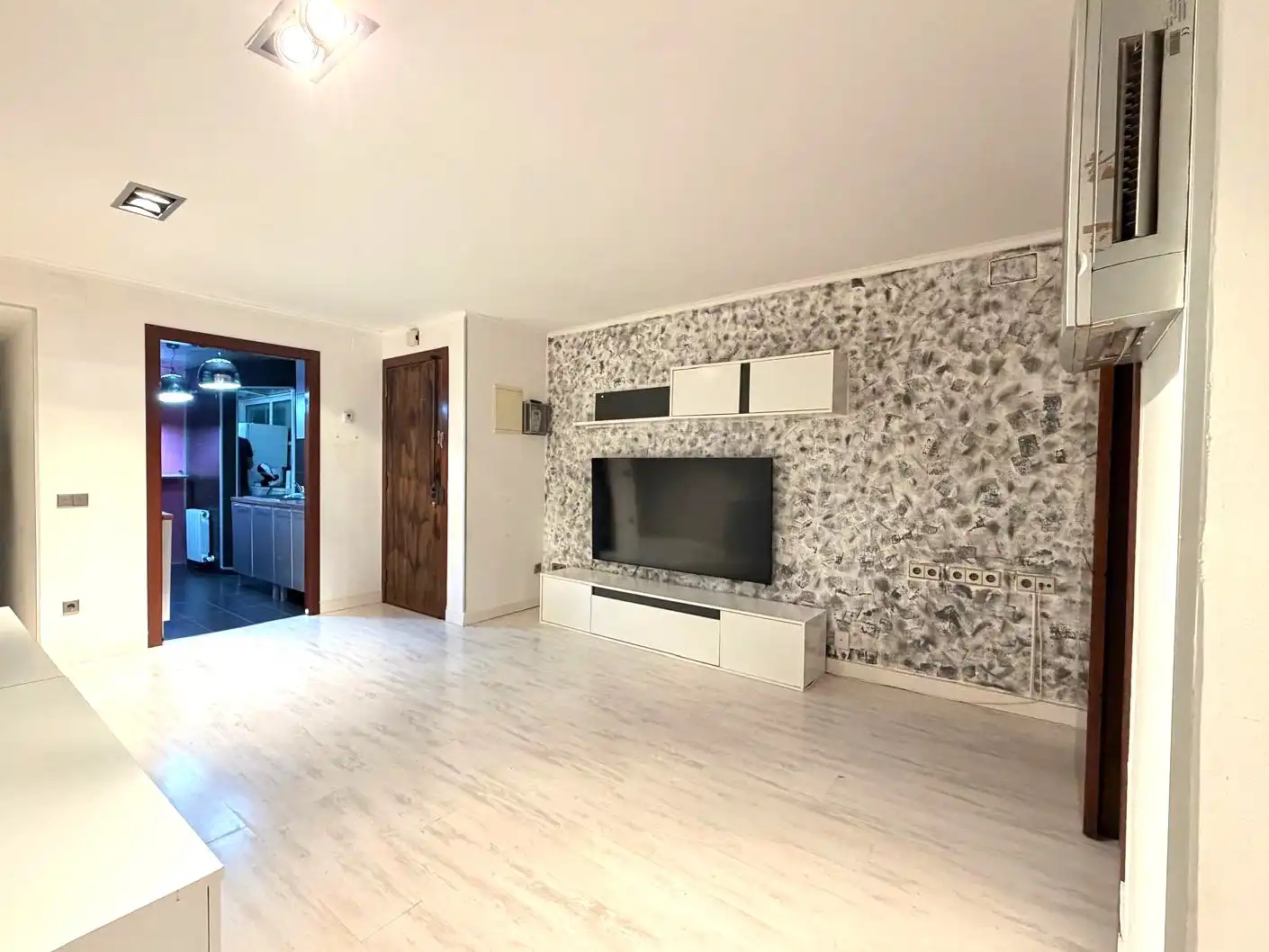 Sala de estar de Piso en venta en Badalona con Aire acondicionado, Parquet y Horno