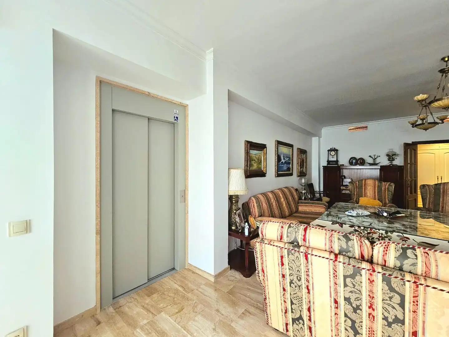 Chalet con piscina en venta en PLATERO HEREDIA, imagen 19