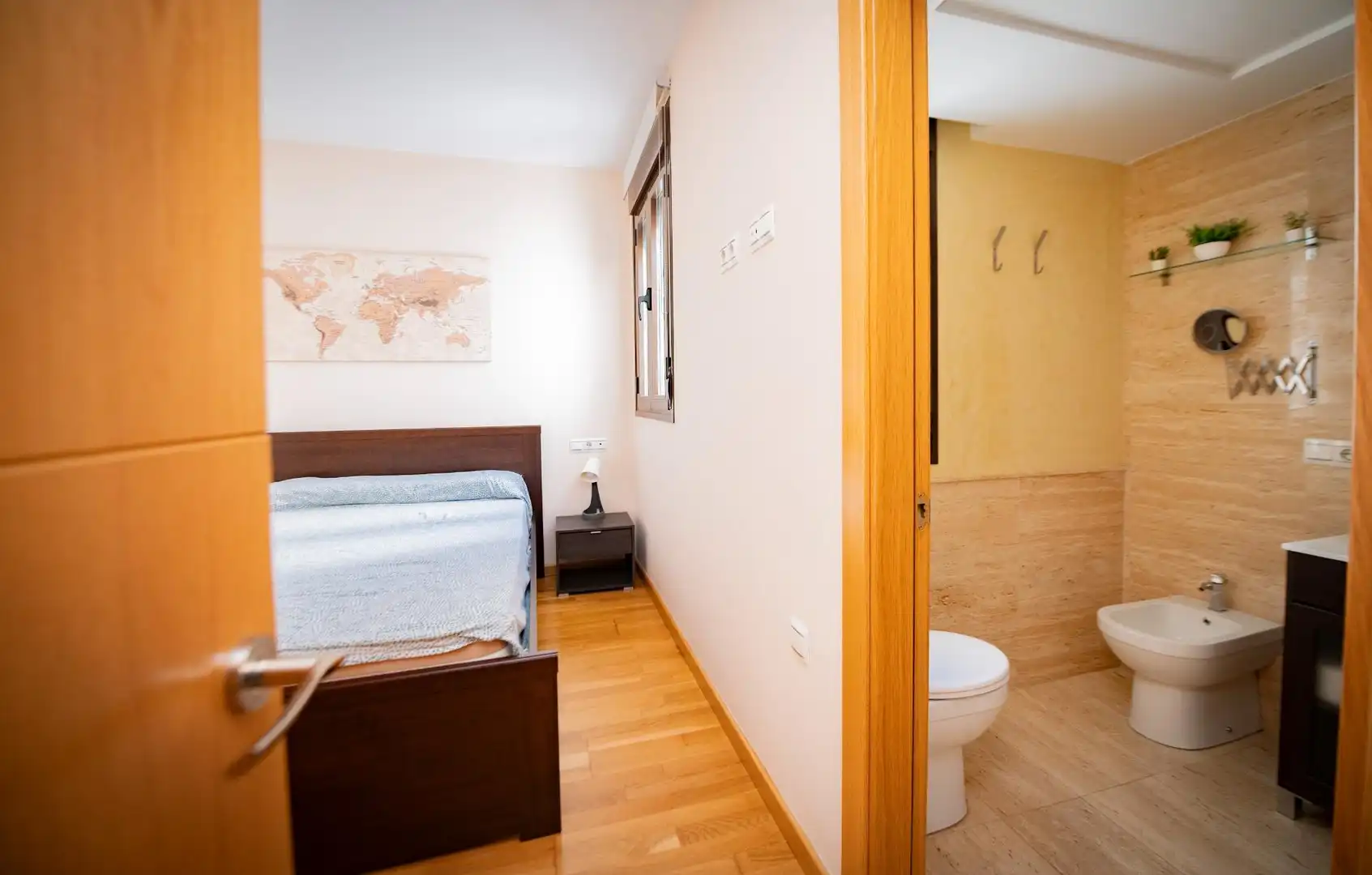 Schlafzimmer von Dachboden zum Verkauf in Antequera mit Klimaanlage