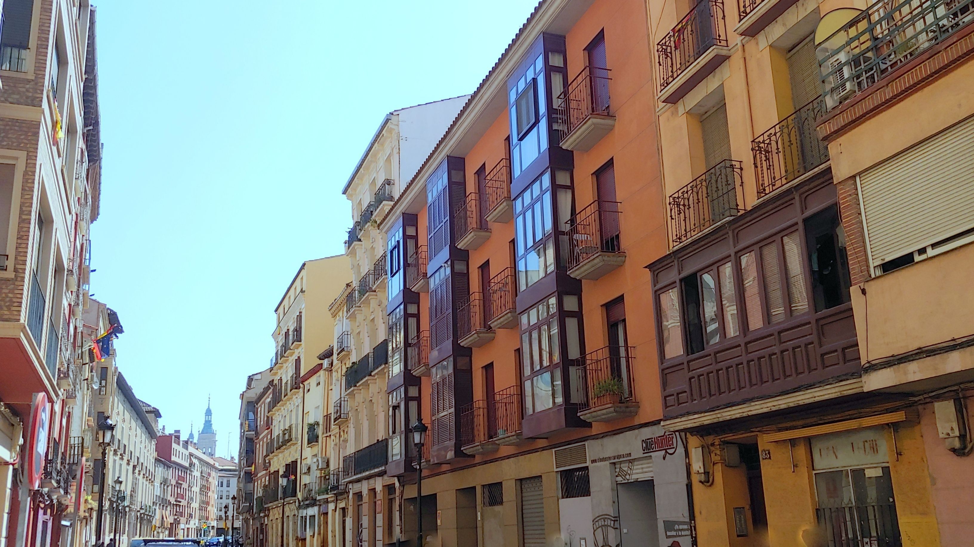 Exterior view of Flat to rent in  Zaragoza Capital  with Heating, Parquet flooring and Oven